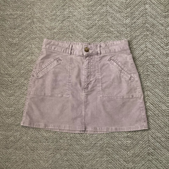 AMERICAN EAGLE CORDUROY LILAC HIGH RISE A LINE SKIRT SIZE 6 - Picture 1 of 1
